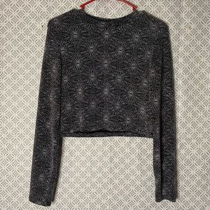 Crop top size medium